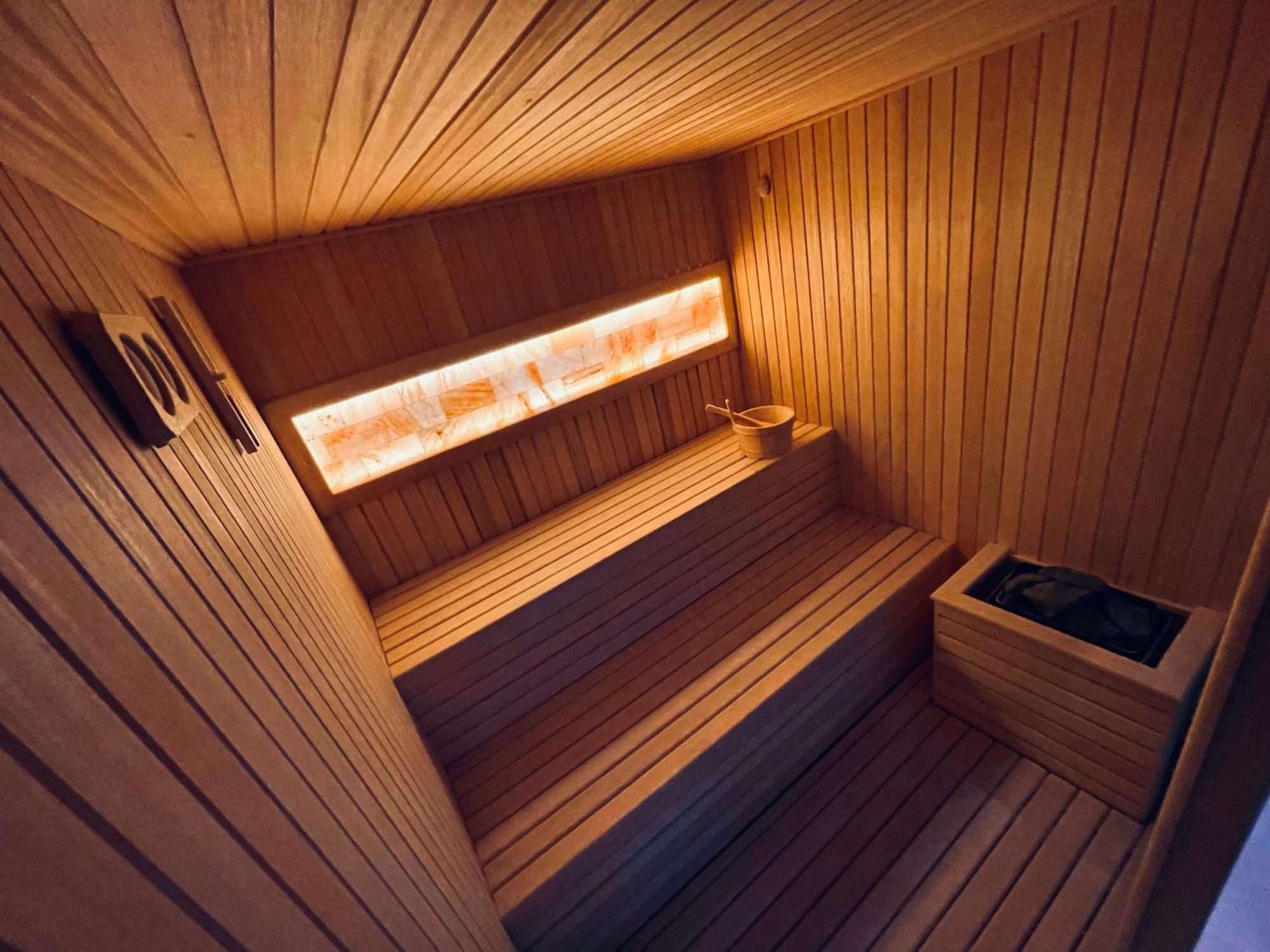 Mozaik Apartments & Spa - Modern 4-Star Apartments With Exclusive Private Spa Wellness In The City Center - Sauna, Jacuzzi, Turkish Bath - Free Parking, Wi-Fi - Rooms & Apartments Чуприя Экстерьер фото
