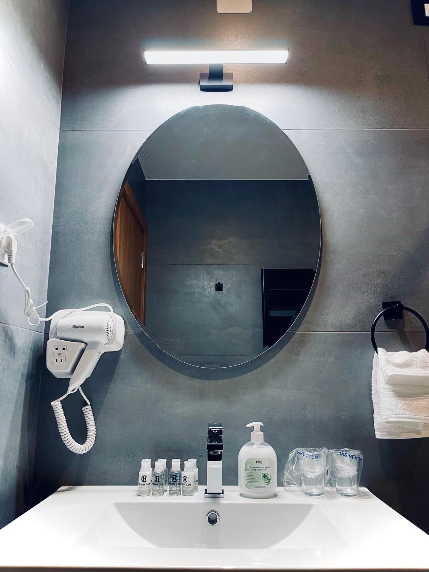 Mozaik Apartments & Spa - Modern 4-Star Apartments With Exclusive Private Spa Wellness In The City Center - Sauna, Jacuzzi, Turkish Bath - Free Parking, Wi-Fi - Rooms & Apartments Чуприя Экстерьер фото