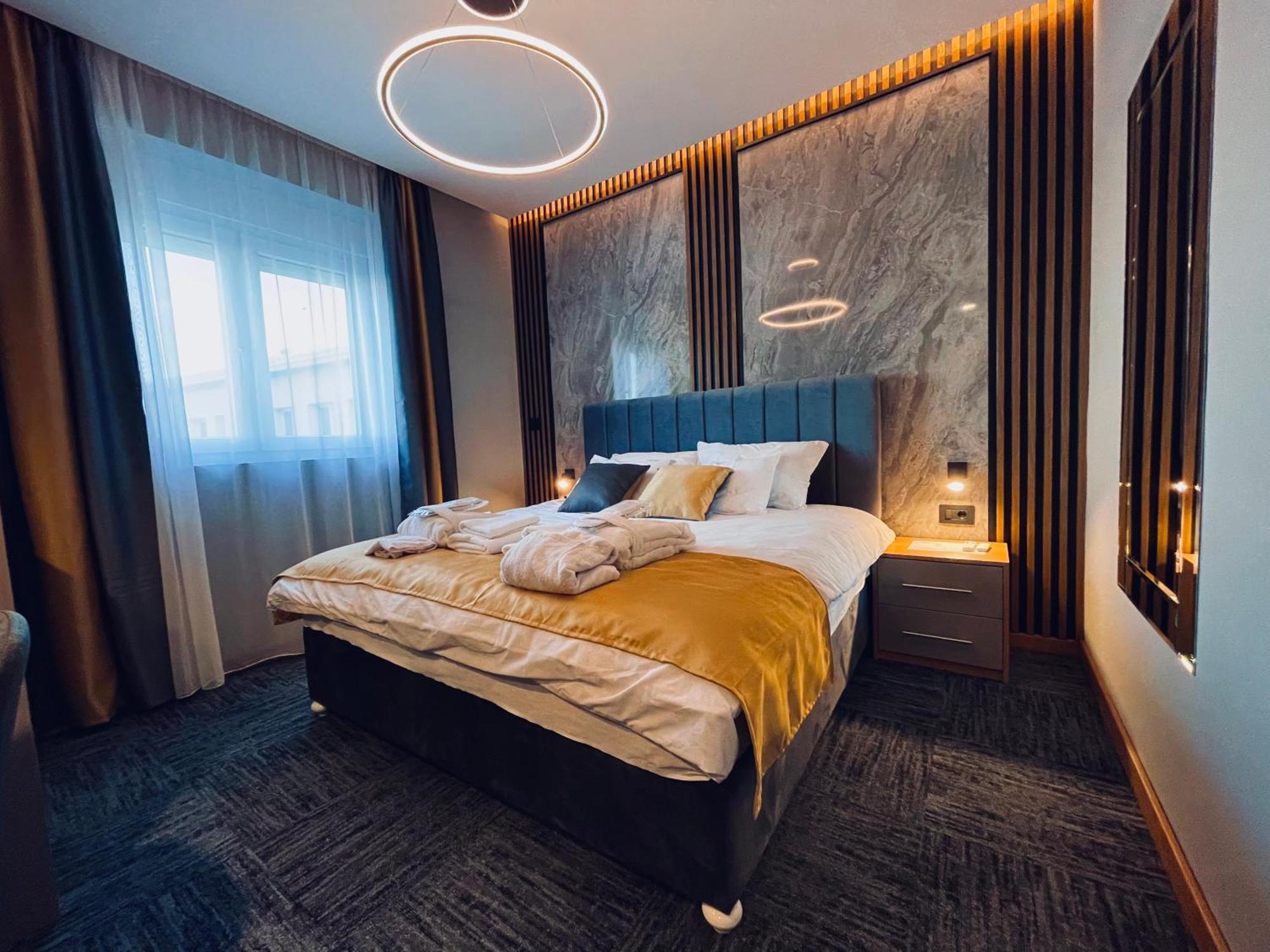 Mozaik Apartments & Spa - Modern 4-Star Apartments With Exclusive Private Spa Wellness In The City Center - Sauna, Jacuzzi, Turkish Bath - Free Parking, Wi-Fi - Rooms & Apartments Чуприя Экстерьер фото