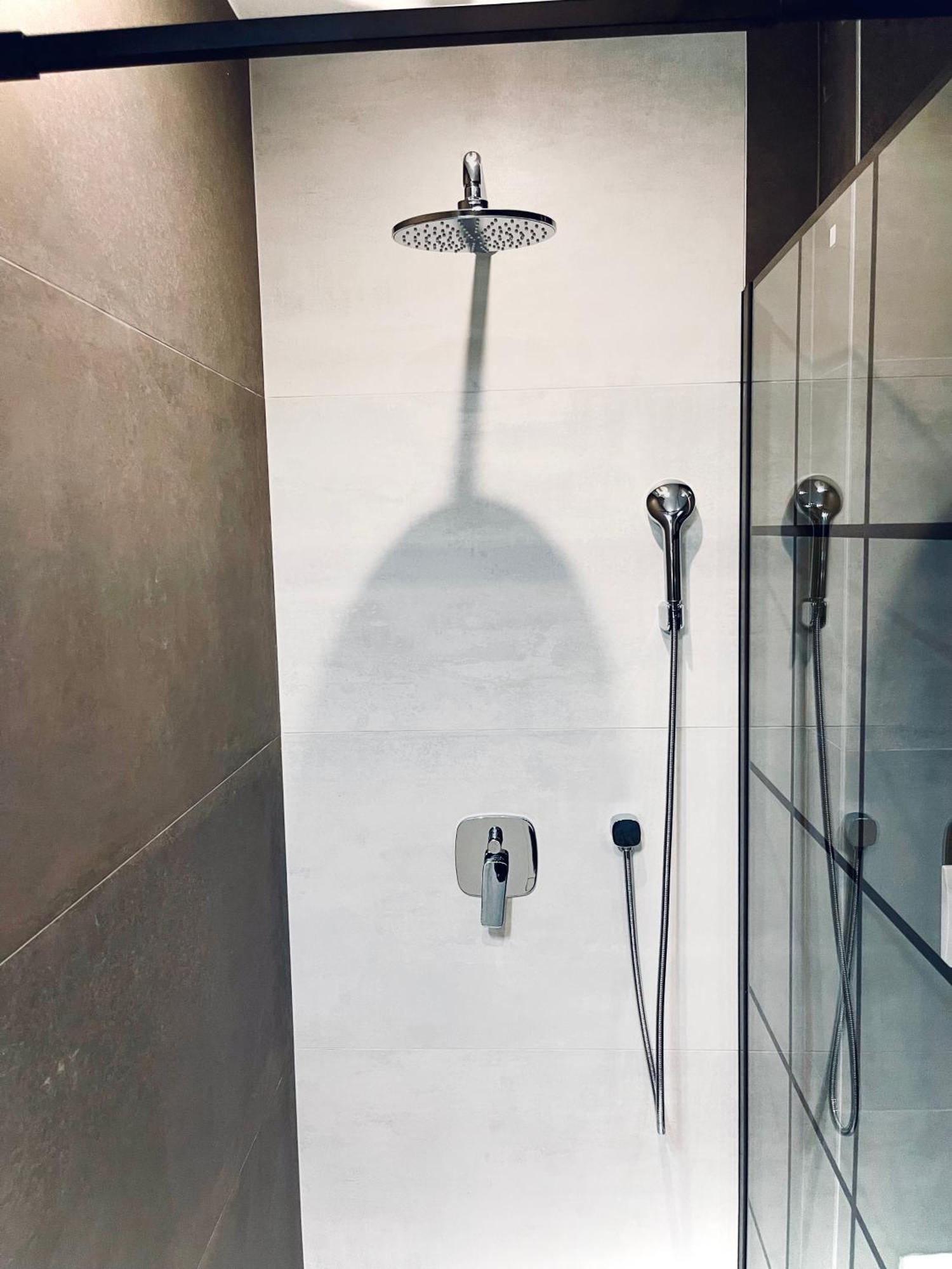 Mozaik Apartments & Spa - Modern 4-Star Apartments With Exclusive Private Spa Wellness In The City Center - Sauna, Jacuzzi, Turkish Bath - Free Parking, Wi-Fi - Rooms & Apartments Чуприя Экстерьер фото