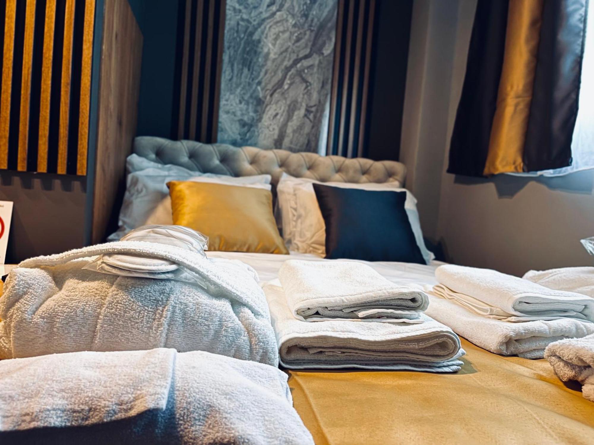 Mozaik Apartments & Spa - Modern 4-Star Apartments With Exclusive Private Spa Wellness In The City Center - Sauna, Jacuzzi, Turkish Bath - Free Parking, Wi-Fi - Rooms & Apartments Чуприя Экстерьер фото